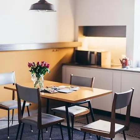 Yellow House By Costanza Apartman